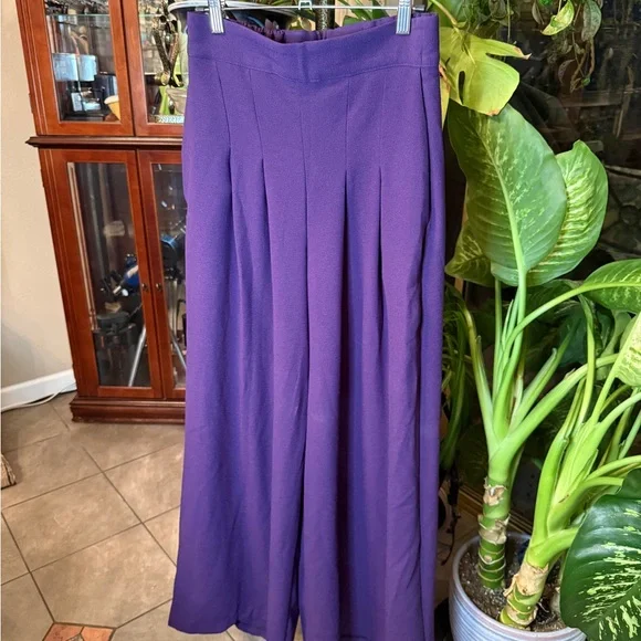 Wide Leg Purple Pleated Doris Trousers - Picture 2 of 5
